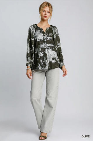 Metallic V-Notched Top