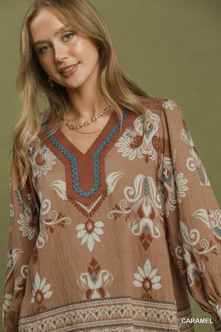 Border Print V-Neck Blouse